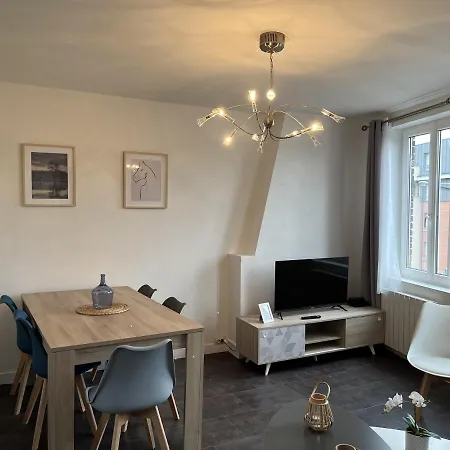 Triplex Carnot - Proche Docks 76, Kindarena Et Centre De Rouen - Stationnement Gratuit - Netflix - Wifi Apartment Deville-les-Rouen