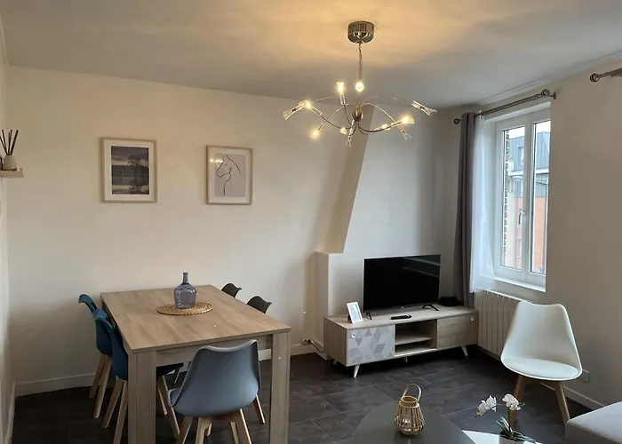 Triplex Carnot - Proche Docks 76, Kindarena Et Centre De Rouen - Stationnement Gratuit - Netflix - Wifi Appartamento Deville-les-Rouen