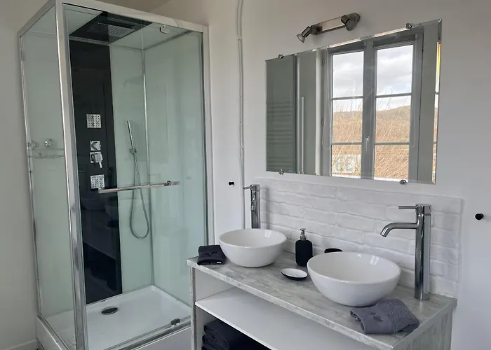 Triplex Carnot - Proche Docks 76, Kindarena Et Centre De Rouen - Stationnement Gratuit - Netflix - Wifi Appartamento *